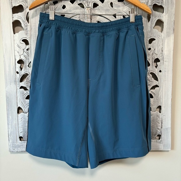 Lululemon Run: Response Short Lakemont Blue - Picture 1 of 13